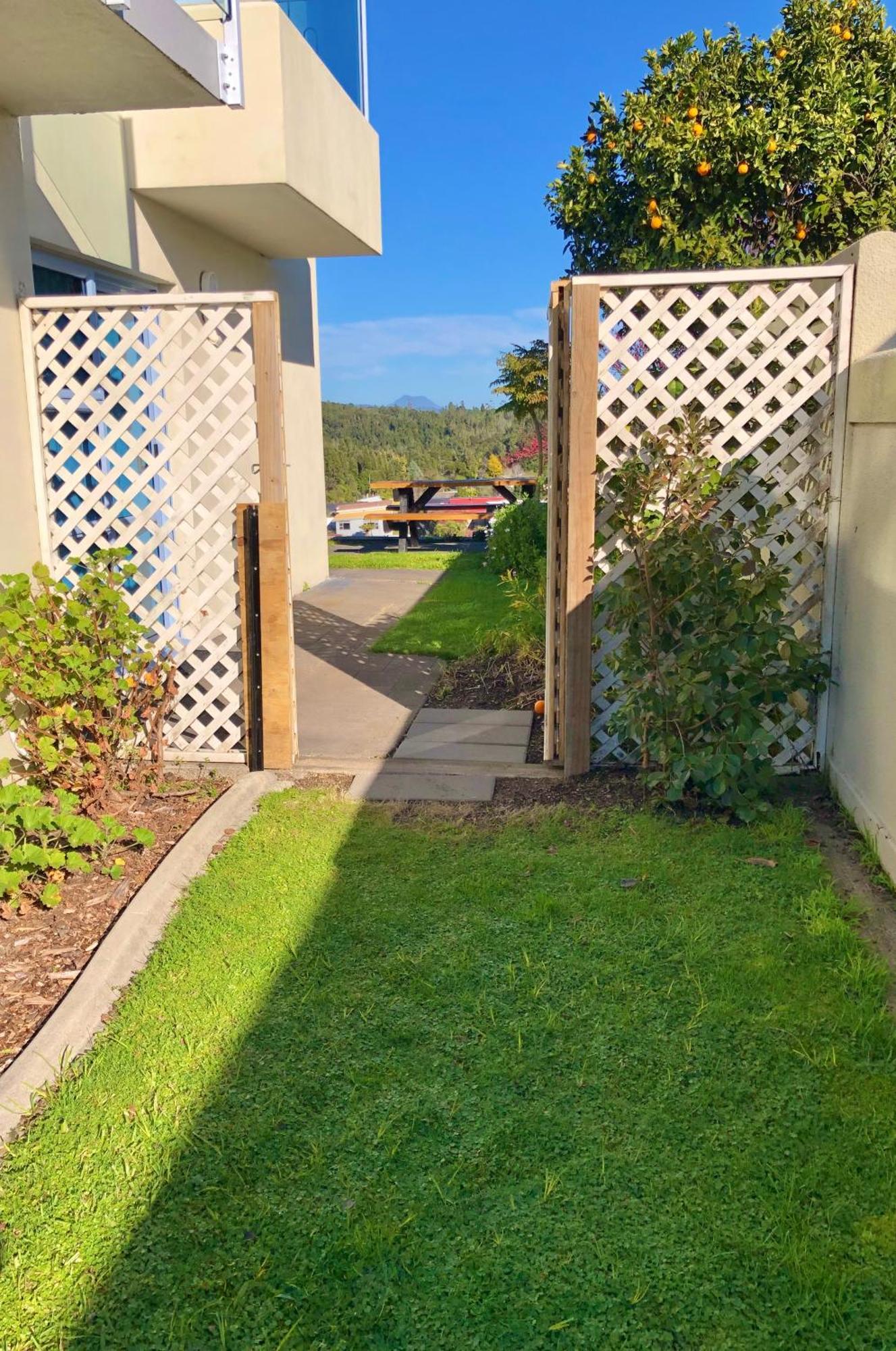 Hillcrest Two Apartment Whakatane Exterior photo