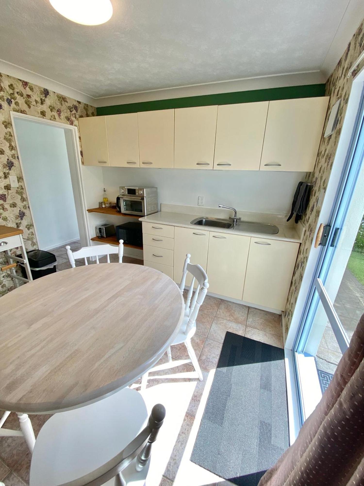 Hillcrest Two Apartment Whakatane Exterior photo